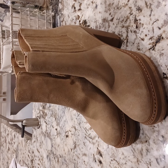 STEVE MADDEN Searches Womens Suede Block Heel Ankle Boots - Picture 3 of 8
